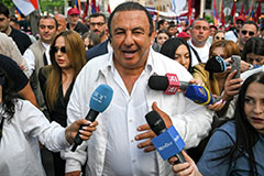 Главу партии "Процветающая Армения" Царукяна задержали и доставят в суд