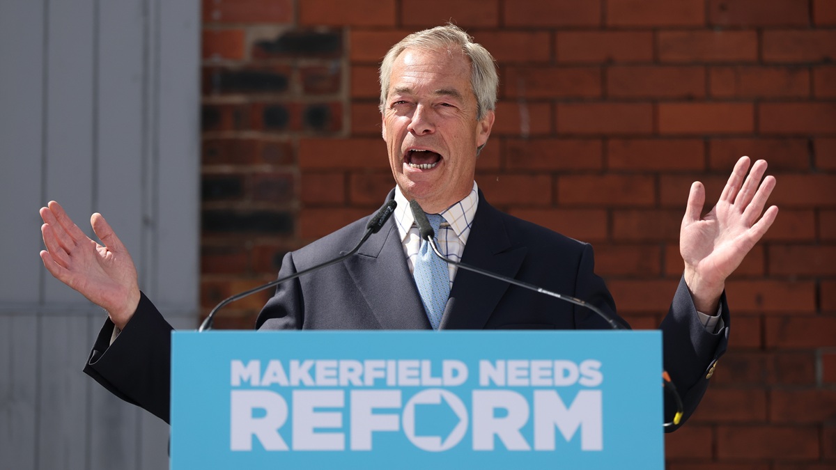 Фараж уходит из парламента Британии на фоне скандала