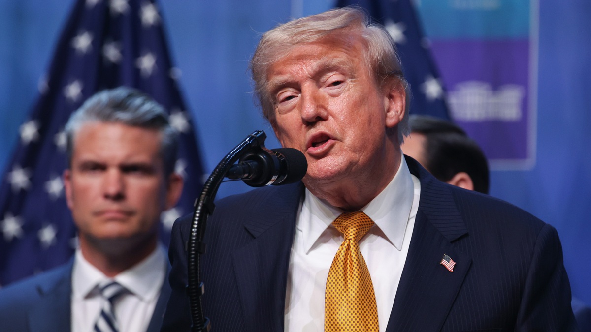 Трамп заявил, что Иран попросил США о сделке после новых ударов