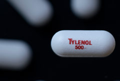 Суд США разрешил подачу исков против производителя Tylenol по делу о риске аутизма
