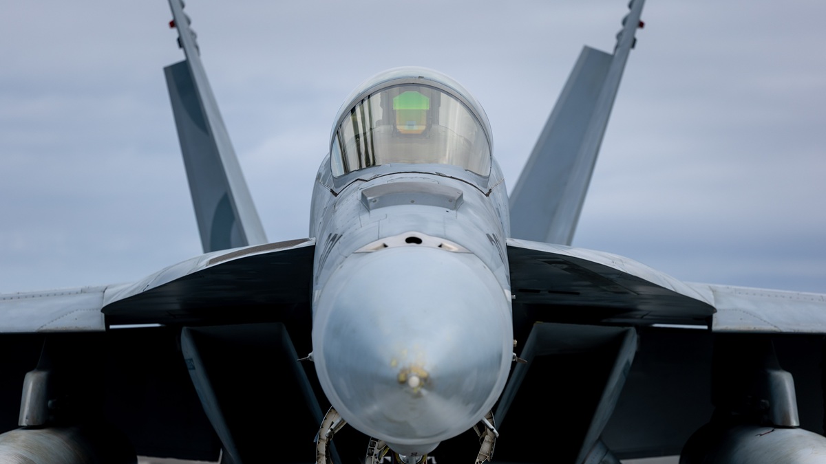 Американские военные завершили семичасовую серию ударов по Ирану