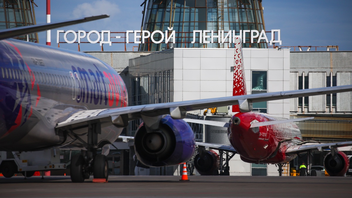 Пулково работает по согласованию, Жуковский закрыт