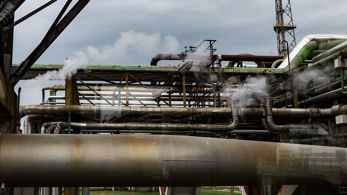Грузинский НПЗ в Кулеви в сентябре прекратит переработку нефти из России