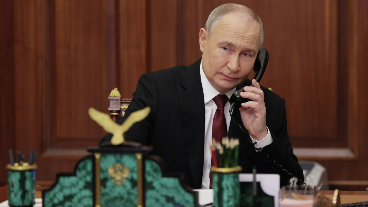 Путин провел телефонный разговор с Алиевым