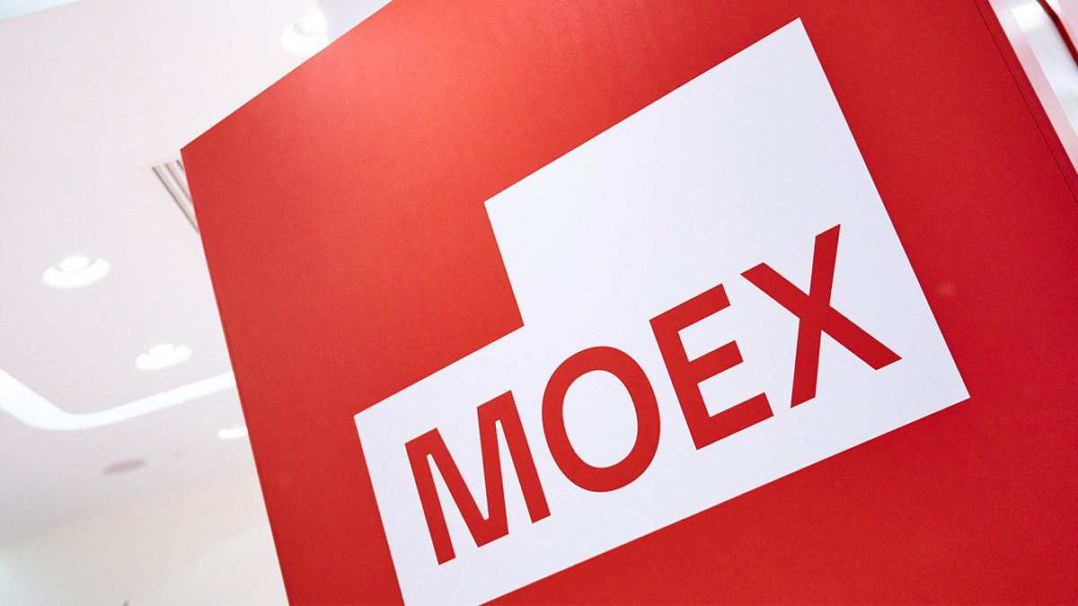 Рынок акций РФ в среду поднялся к 2240п по индексу МосБиржи