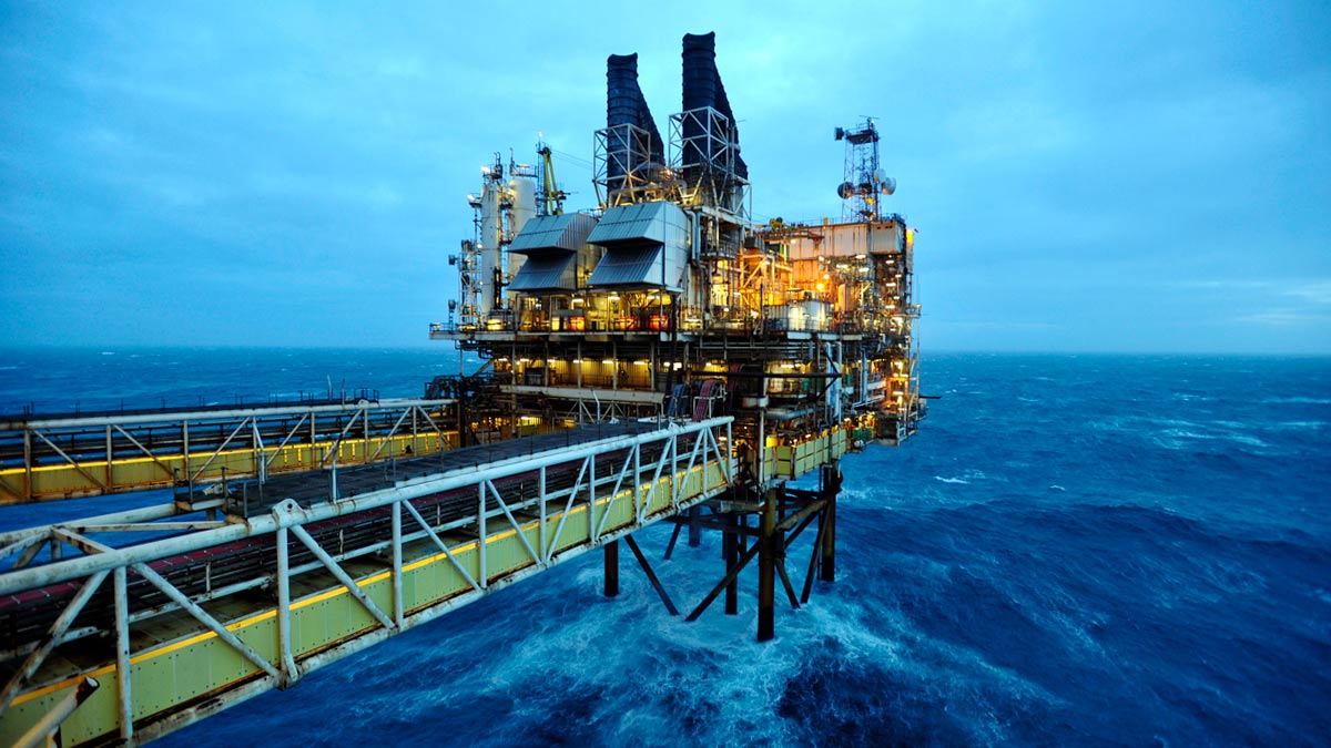 BP выставляет на продажу активы в Северном море