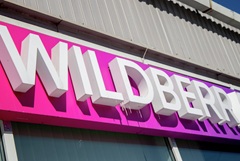 Логистический объект Wildberries в Волгограде загорелся после атаки БПЛА
