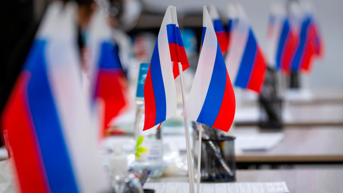 Распределены места партий в избирательном бюллетене на выборах в Госдуму