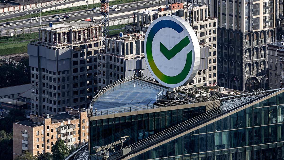 Сбербанк в июле увеличил чистую прибыль по РСБУ на 16%, до 168,4 млрд руб.