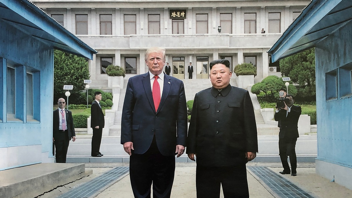 Трамп ищет возможность встретиться с Ким Чен Ыном во время поездки в Азию осенью