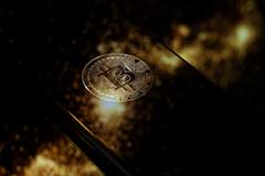 Биткойн превысил $71 тысячу впервые с июня