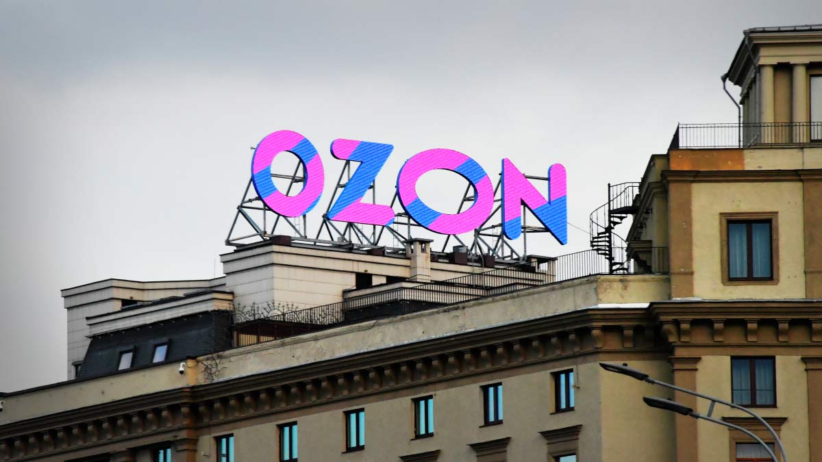 Падение акций Ozon и АФК "Система" усилилось до 17-27,5%