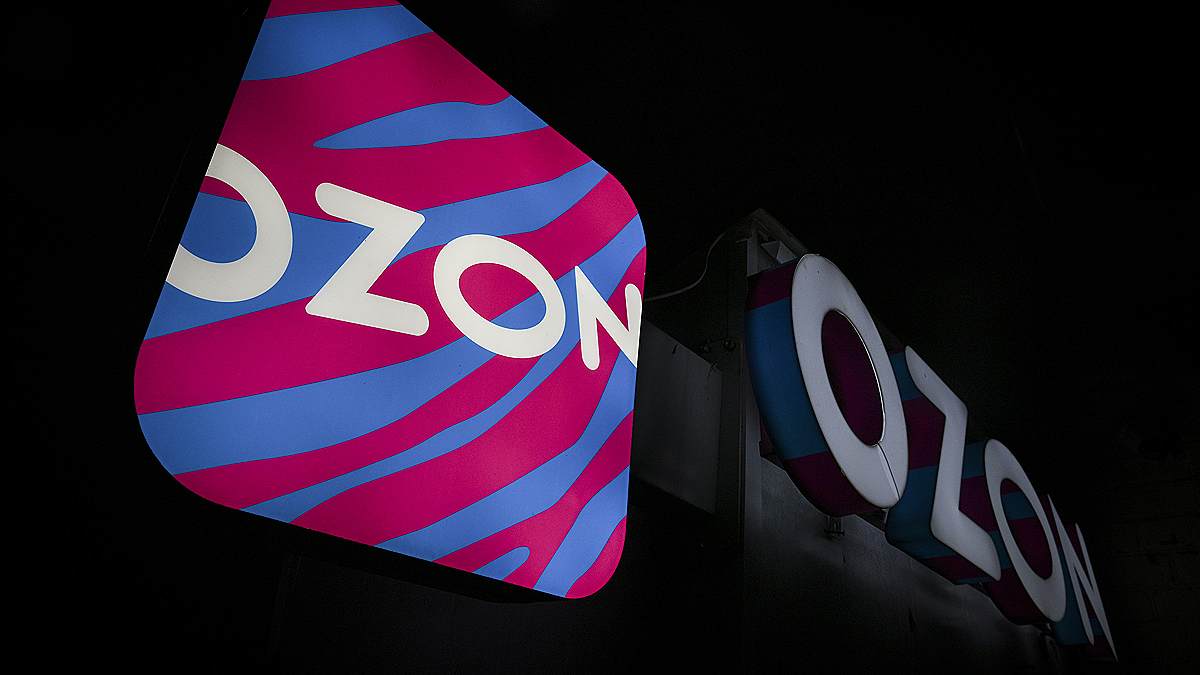 Пожар возник на сортировочном центре Ozon в Белгороде после атаки ВСУ