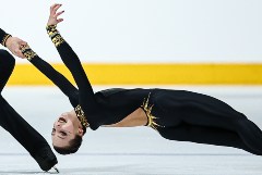Российские пары фигуристов заняли весь пьедестал на турнире в Токио