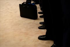 Власти Венгрии решили выслать 10 российских дипломатов