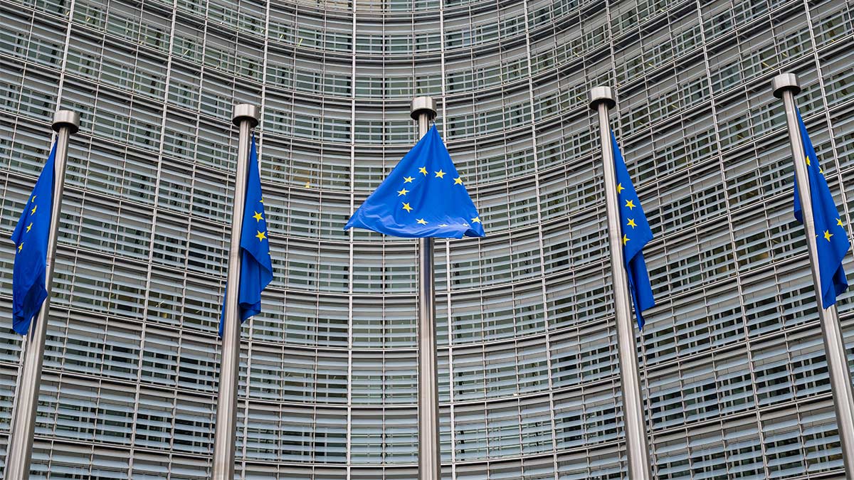 Суд ЕС отклонил иск Венгрии против использования доходов от активов РФ для поддержки Украины