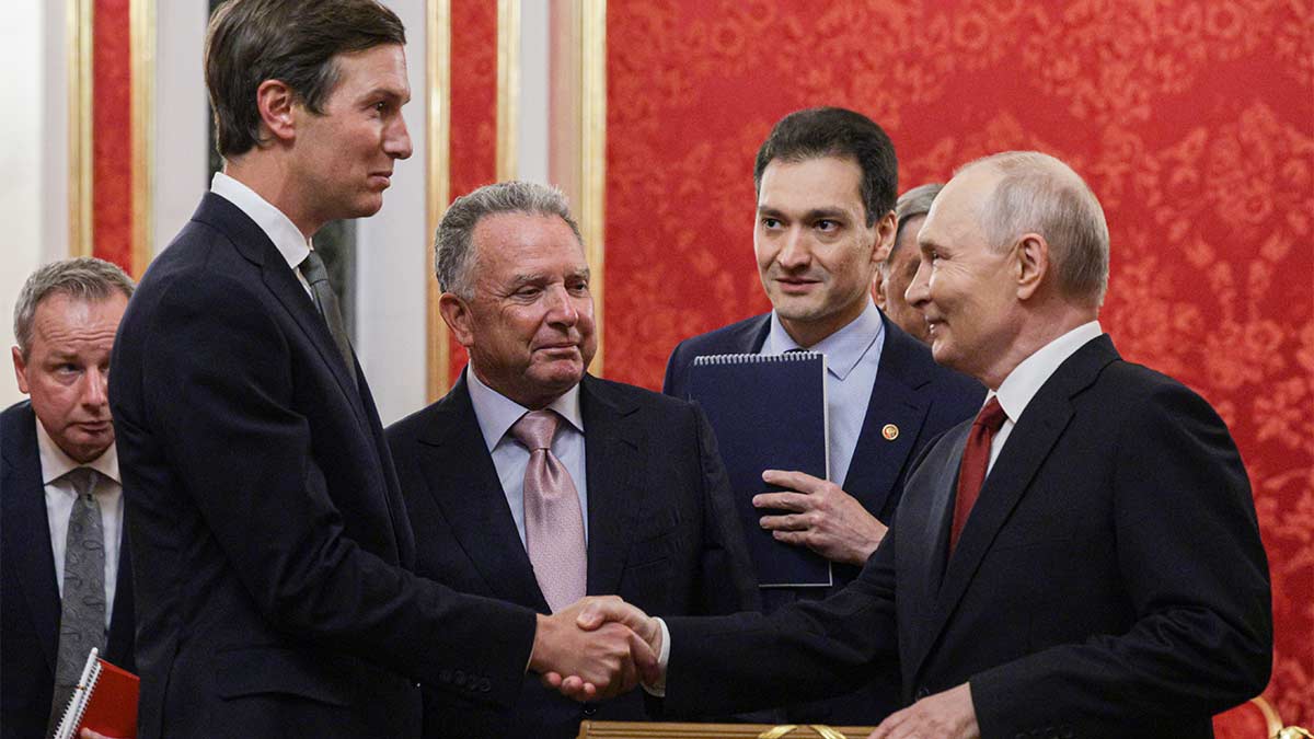 Путин обсуждал с представителями США возможность контактов с Украиной в трехстороннем формате