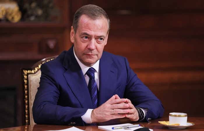 Медведев заявил, что необходимости в мобилизации нет