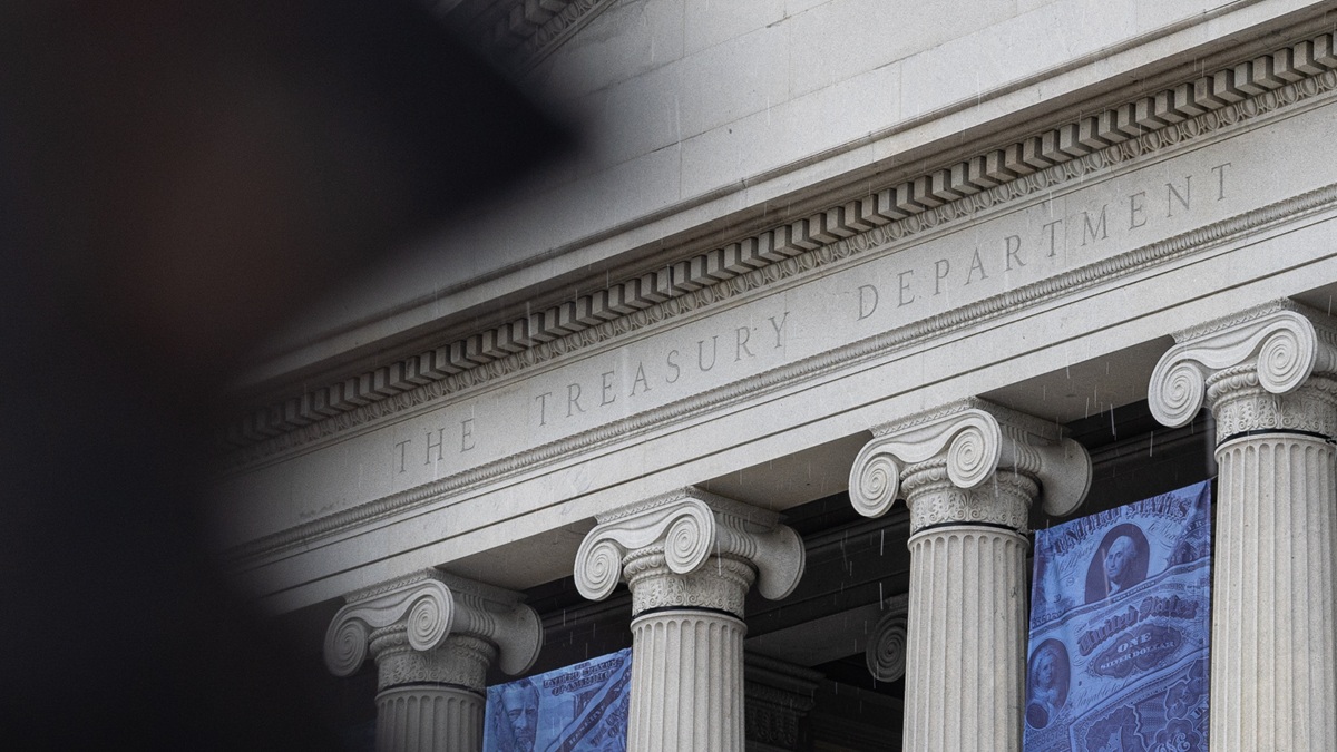 Минфин США внес ВТБ в иранские санкционные списки