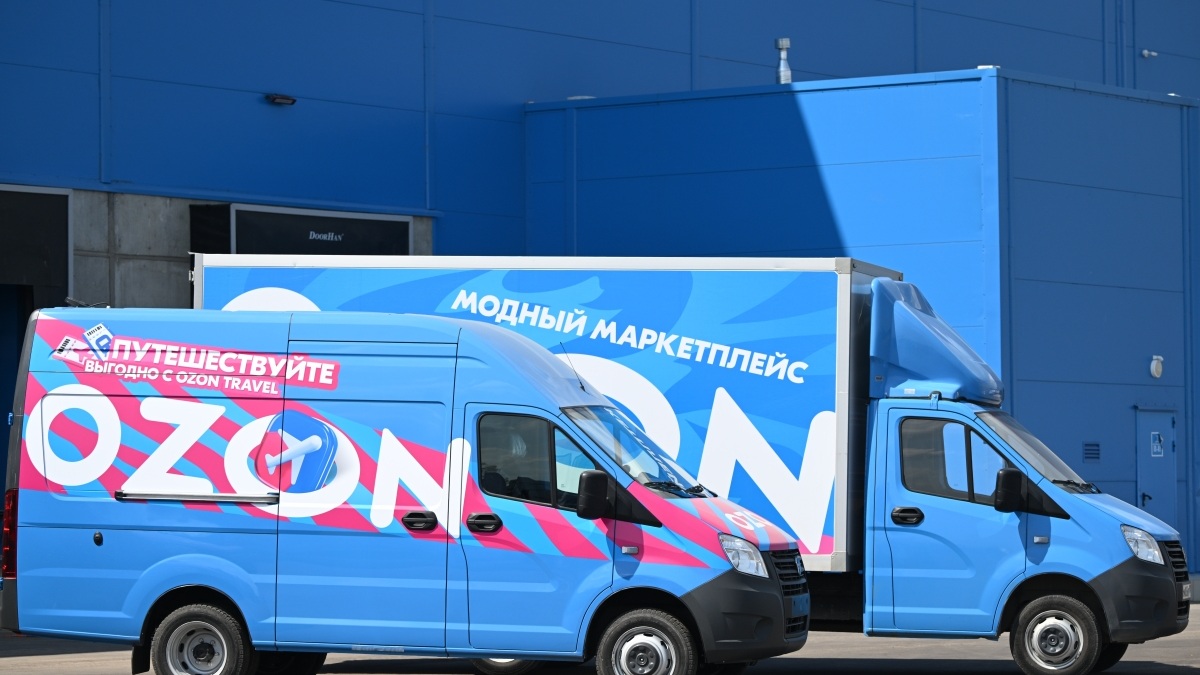 Склад Ozon поврежден в Таганроге после массированной ракетной атаки