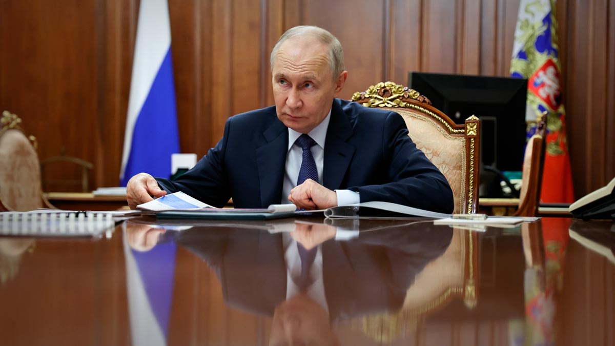 Путин призвал россиян прийти на выборы и принять обдуманное решение