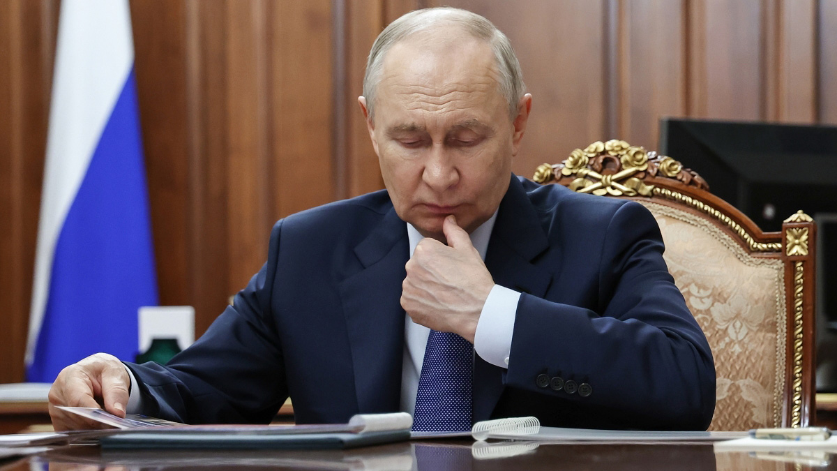Путин сообщил об исполнении бюджета в августе с профицитом 0,6 трлн руб.