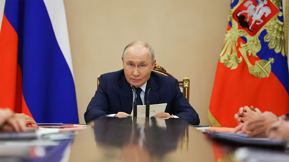 Путин заявил, что противнику не удалось сорвать выборы в РФ
