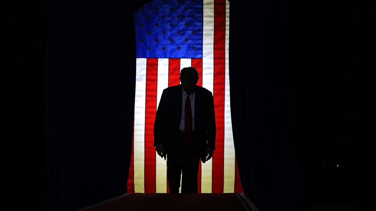 Трамп планирует возобновить удары по Ирану после ноябрьских выборов