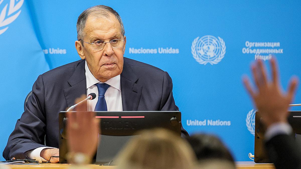 Лавров отметил, что Турции известно о невозможности переместить С-400 без согласия Москвы