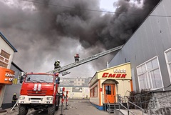 Пожар на рынке в столице Камчатки потушили