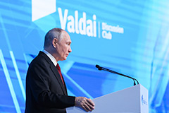 Путин заявил, что рано или поздно придется договариваться об основах нового мироустройства