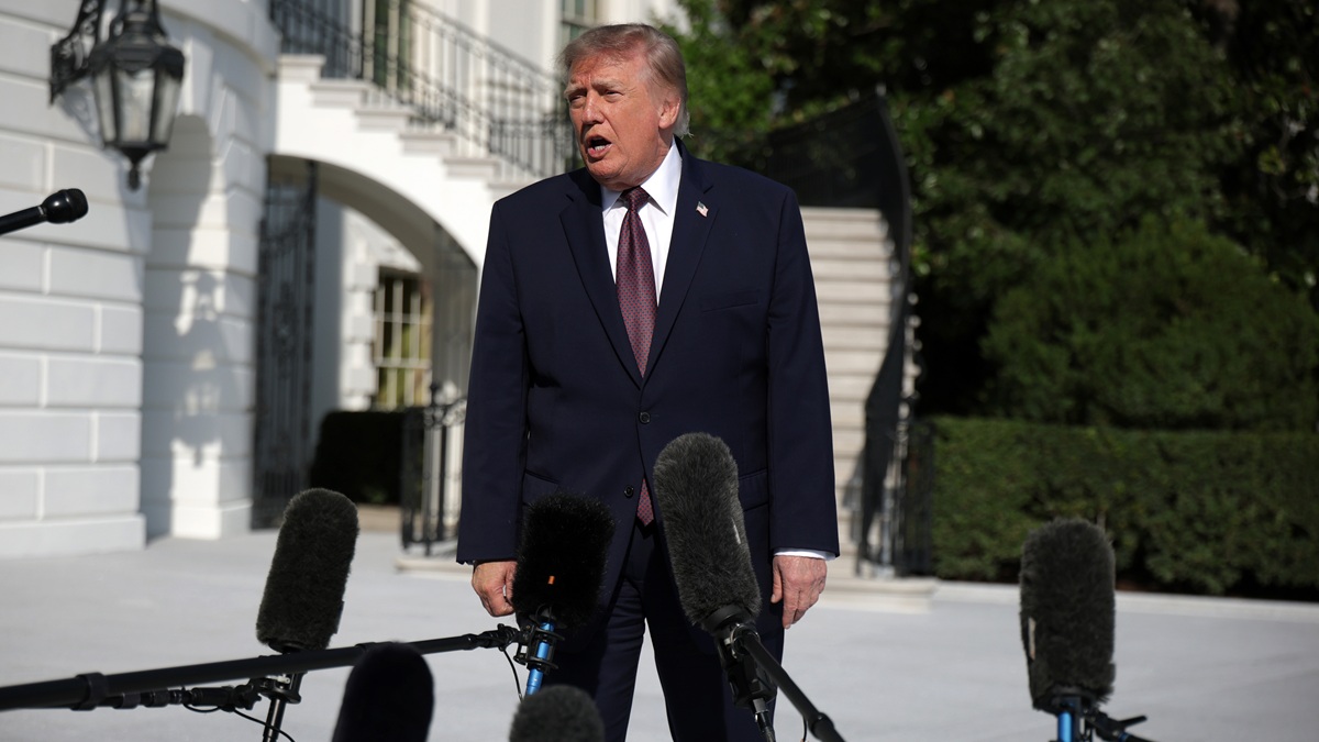 Трамп заявил, что не будет вводить запрет на экспорт дизтоплива