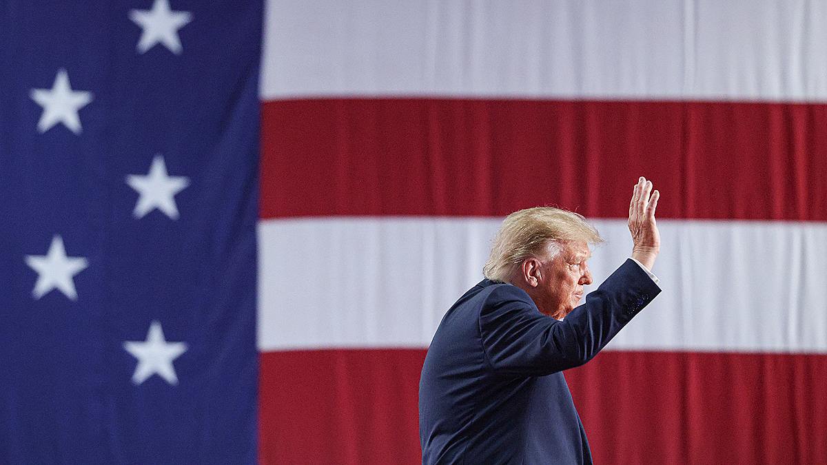Трамп констатировал, что Украине нужен новый президент