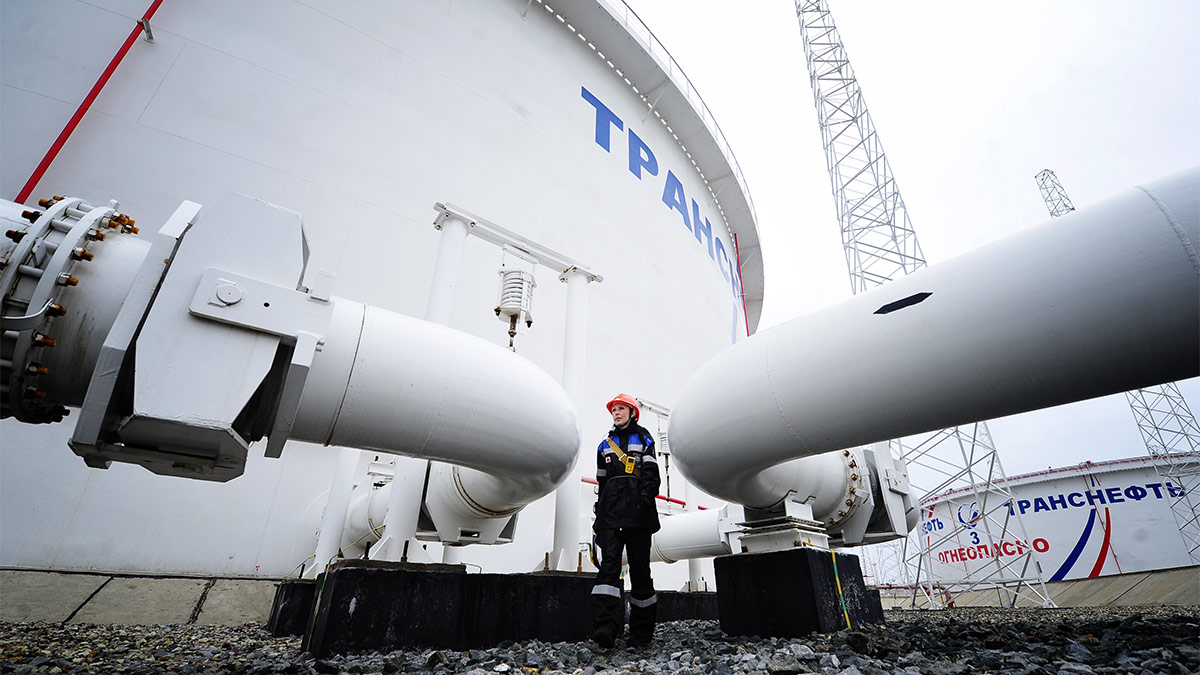 ФАС предложила повысить тарифы "Транснефти" на транспортировку нефти на 4,99% с 2027 года