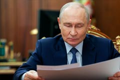 Путин поддержал предложения Мишустина по кадровым перестановкам в правительстве