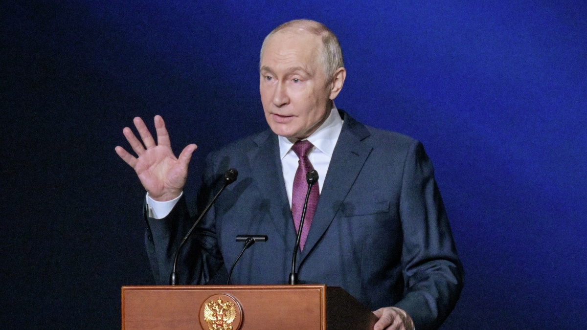 Путин назвал неуместным заявление Зеленского о готовности смириться с потерей территорий