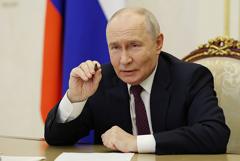 Путин рассказал, что некоторые покидающие Россию компании едва не плакали