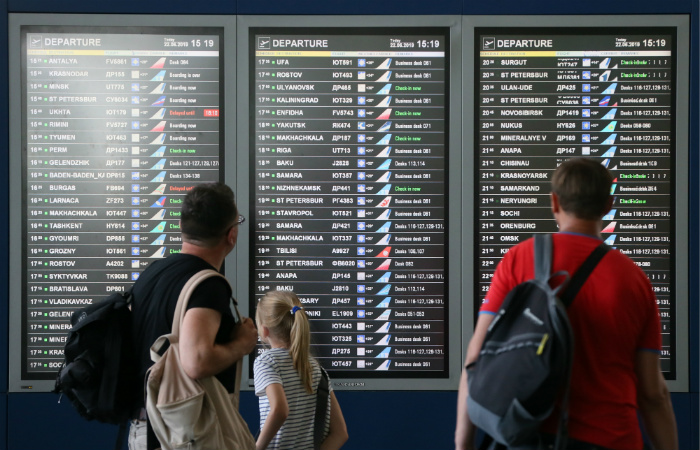 Более ста рейсов задержано и отменено в аэропортах Москвы из-за тумана
